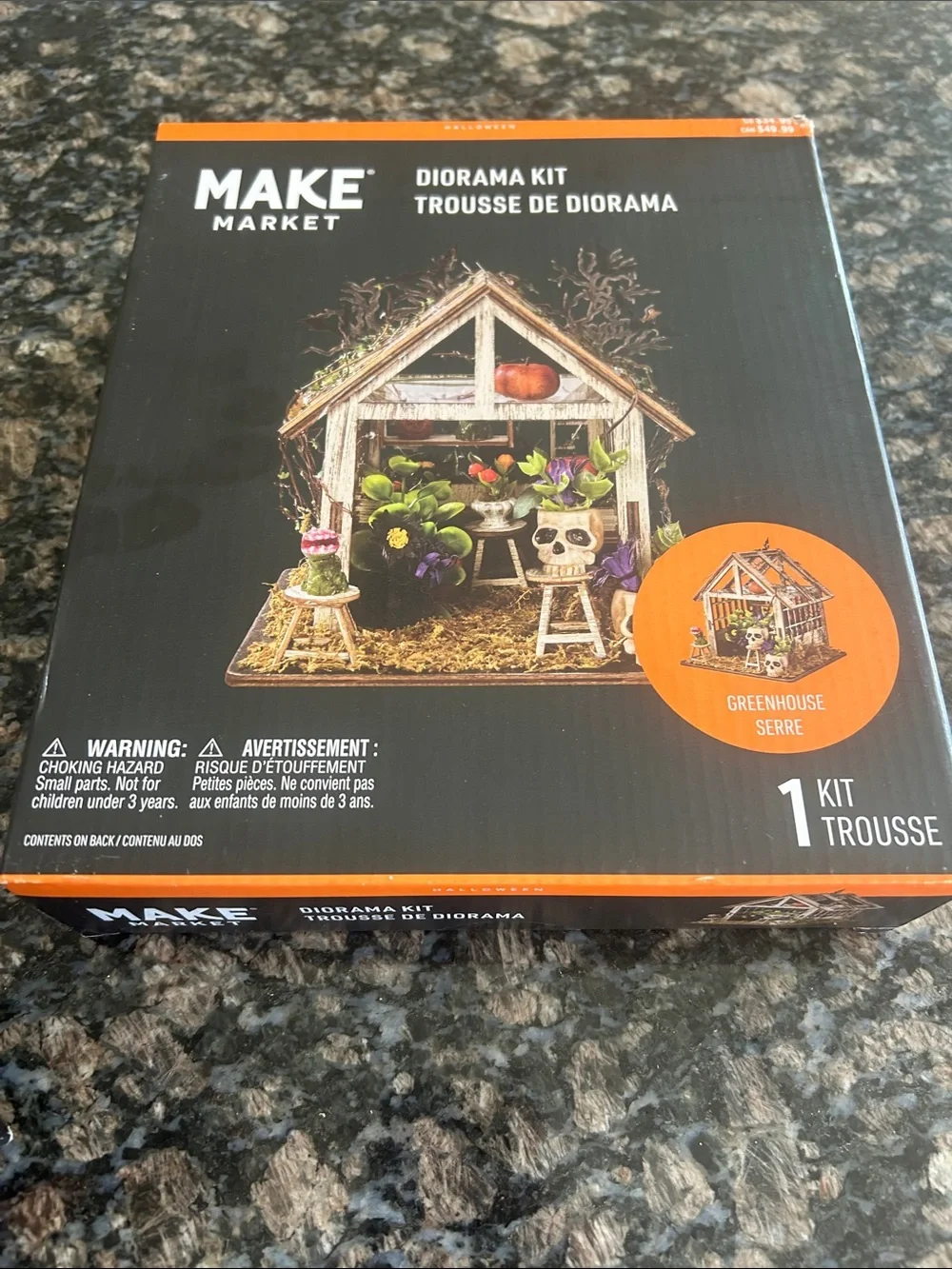 MAKE MARKET DIORAMA MINIATURE BUILD KIT SPOOKY GREENHOUSE NWT
